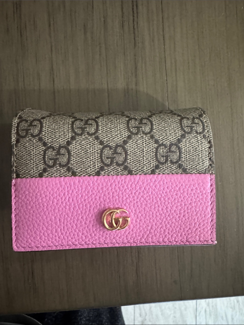 Gucci Beige GG Supreme Canvas Card Case with Pink Leather